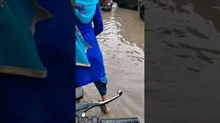 MB Road Delhi.. #MBRoad #Vayusenabaad
