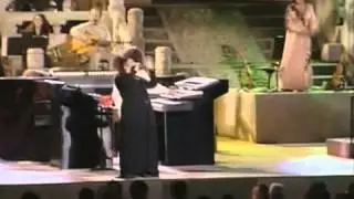 Yanni & David Hudson  Niki Nana We're One)