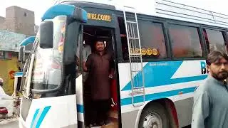 Malik Farooq Bandial Non AC Coach _ Piplan to Lahore service _ Bandial LES 496 Coach