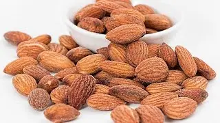 Roasted & Salted Almonds | How to Roast Almonds in a Pan | Winter Snack | No Oven