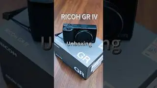 Ricoh GRIV Unboxing