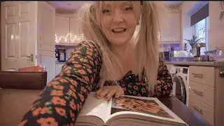 Nigella book #pageturning #asmr glossy #pagesqueezing