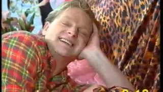 Andy Bell (Erasure) back on the Big Breakfast Bed '95
