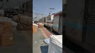 Indore Patna express