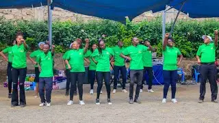 United paints choir Festive season vibes 🔥🔥