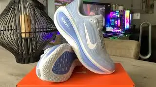 Nike VOMERO PLUS 