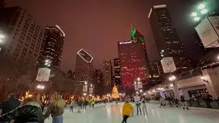 Ice Skating ⛸️ | Chicago Downtown | Discover Chicago