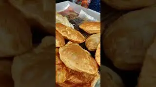 Poori / Puri / पुरी