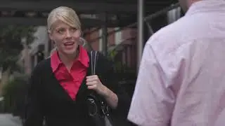 English File pre-intermediate. -  Episode 5. Getting Around. Rob is late &hellip; again.