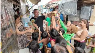 Surprising Kids With Ice Cream While Searching For Pagpag in Tondo Philippines