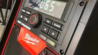 Распаковка радиостанции Milwaukee M18