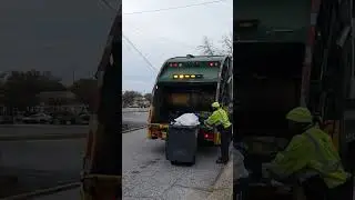 Giant McNeilus Dumping full advanced disposal toter #garbage #automobile #wastemanagement