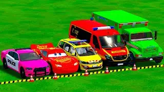 Полицейские машины DACIA, MCQUEEN, VOLKSWAGEN и машины скорой помощи MERCEDES, перевозимые грузов...