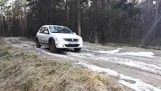 ЛОГАН КРОСС НА ГРУНТОВКЕ