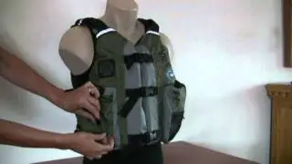 AirKayaks.com: The MTI Calcutta Fishing Vest is an All-Person-Fit PFD