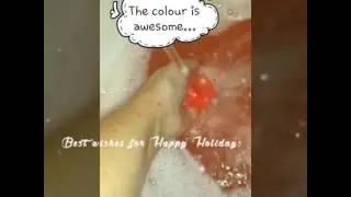 Peeping Santa bubble bar!