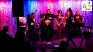 Aja Marie and Felicity Mundy Tuning into a Night of AM & FM Radio