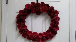 pinecone heart wreath