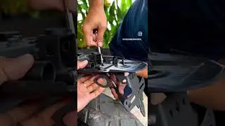 Yamaha xsr 155 Tail tidy installation (short clip)