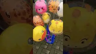 Balon kucing kuning lucu menngemaskan