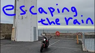 escaping the rain - Triumph Trident 660 2025 - POV - Quickshifter