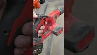 сбой в работе кузницы Milwaukee m18