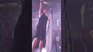 The Used - Sound Effects and Overdramatics (live)