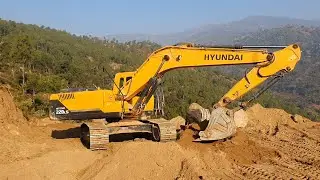 Hyundai 220 Excavator Cutting Slope on Hill - Opening New Track on Hill - Removing Dirt From Road
