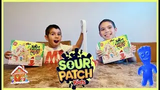 SOUR PATCH GINGERBREAD HOUSE CHALLENGE | A&D BROTHERS