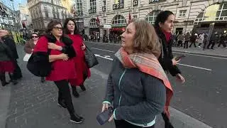 Oxford Street & Piccadilly Circus London December 2025