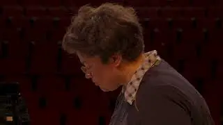 W. A. Mozart, Sonate C-Dur, K. 330 | Alexandra Fol, piano