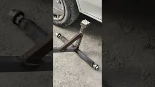 Simple jack for car