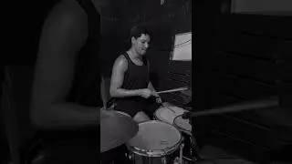 TESTANDO COMBINA&Ccedil;&Otilde;ES #rudimentos #gospelchops #groove #drummer #music