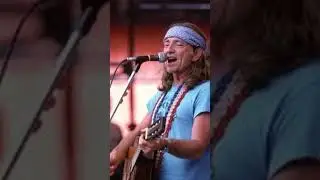 The Song That Made An Outlaw Legend #shortsfeed #outlawcountry #countrymusic #countrymusicspotlight