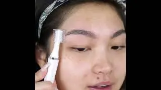 Dual blade Precision Eyebrow Trimmer