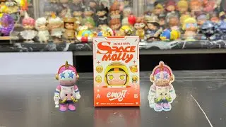 POP MART MEGA SPACE MOLLY 100% EMOJI SECRET UNBOXING