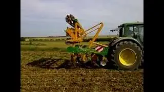 Charrue Express Perrein 4m00 avec portacourt