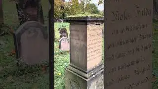 Что означает датировка 5539&ndash;5611 указанная на надгробии на кладбище Святой песок в Вормс?