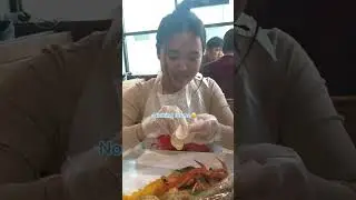 My girlfriend eats so fast when it&rsquo;s seafood boil #couples #foodie #girlfriend #foodies #couplegoals