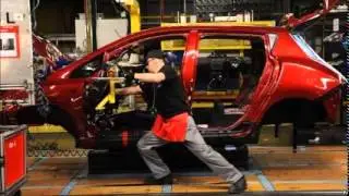 Markit: UK manufacturing activity hits three-month low
