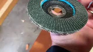 Dewalt Flapper Wheel | It's Effectiveness On Sanding Wood Removing Varnish [Dewalt Flapper Disc]