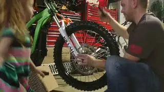 Sur Ron Unboxing & Assembly