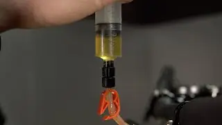 Cómo sangrar unos frenos Sram de Mountain Bike