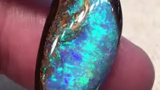 One of my favorite Koroit opal cabs from The Comet