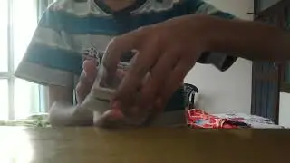 2 basic card flourish / card spring and riffle shuffle