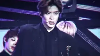 JAEHYUN - Swimming Pools