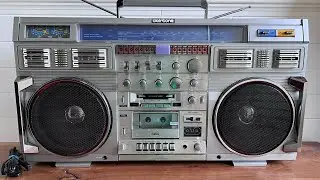 A Nice Big Clairtone 7980 Boombox