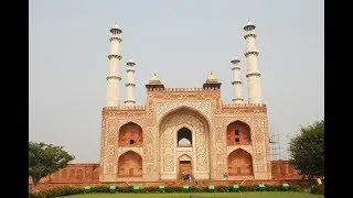 Akbar ka Makbara || Akbar's tomb In Agra