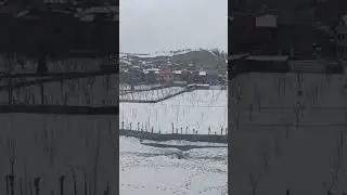 snow fall 🌨️ loran mandi poonch #jammukashmir #umar javid#shorts #short #snowfall