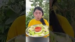 Eating June Plum  #freshbites #tropicalfruit #food #satisfyingbites #fruit #eating